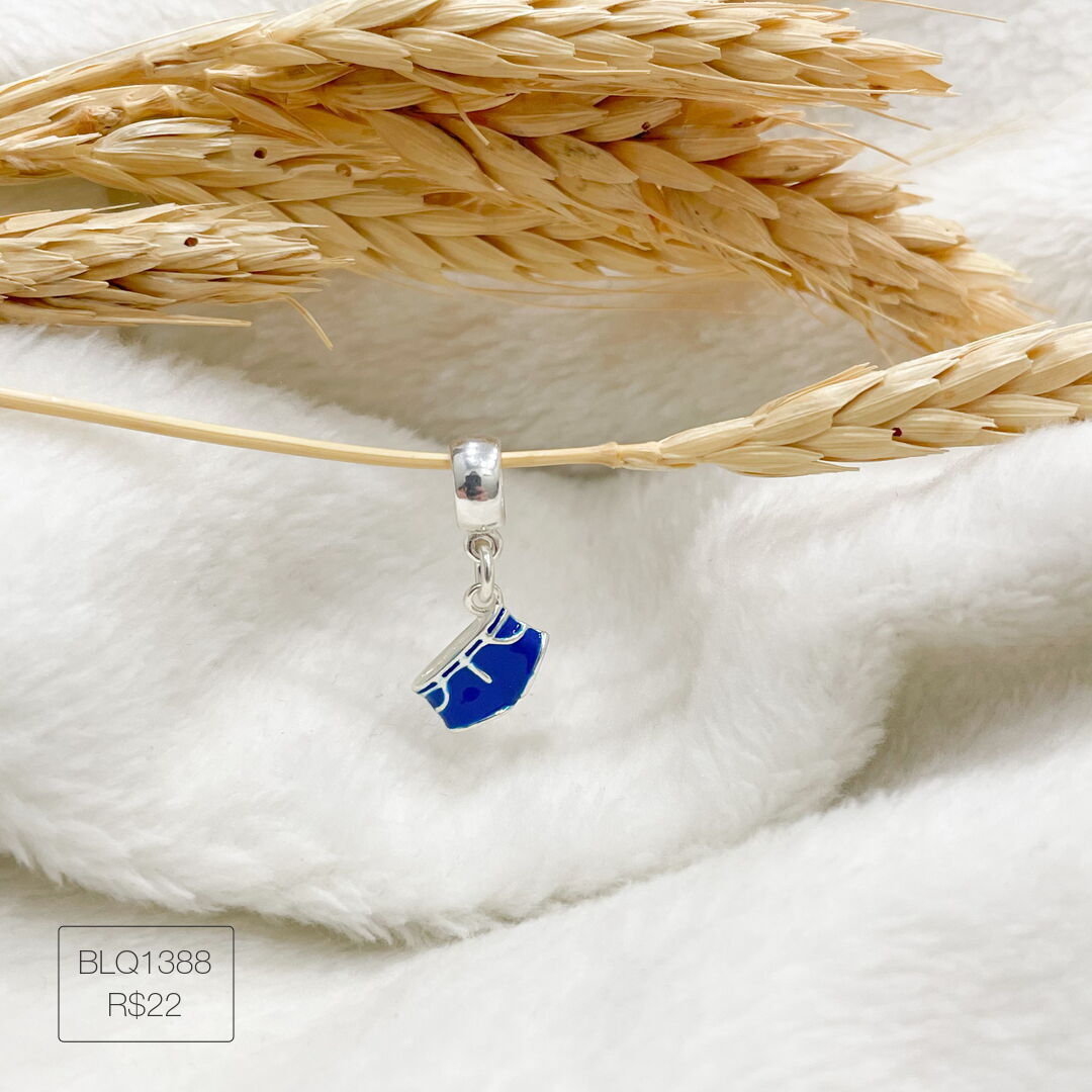 Berloque Short Jeans Pendurado Esmaltado Prateado